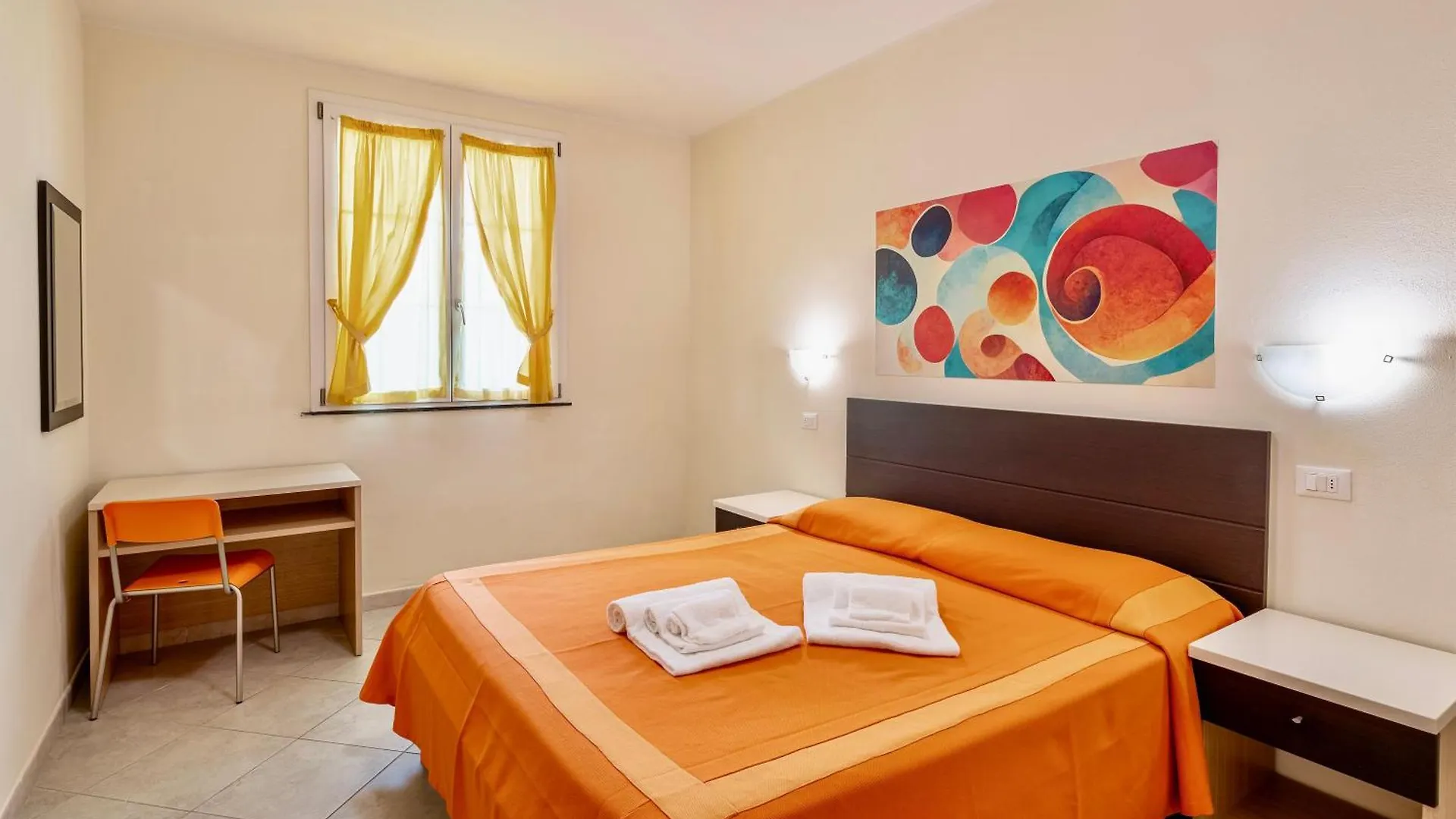 アパートホテル Isa-Residence With Swimming Pool In Mazzanta At Only 600 Meters From The Beach, Apartments With Air Conditioning And Private Outdoor Area イタリア